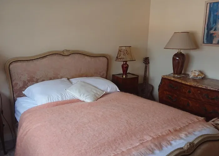 Apartmán Spacious 70 M Flat With Balcony And Sea View!