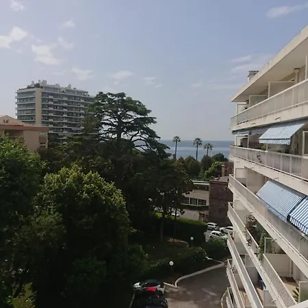 Harmonieux 70 M Avec Balcon Vue Sur La *
