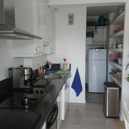 Spacious 70 M Flat With Balcony And Sea View!